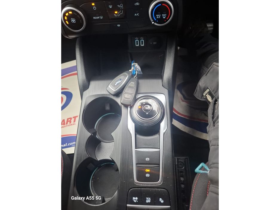 2021 Ford Focus, photo 3 of 9