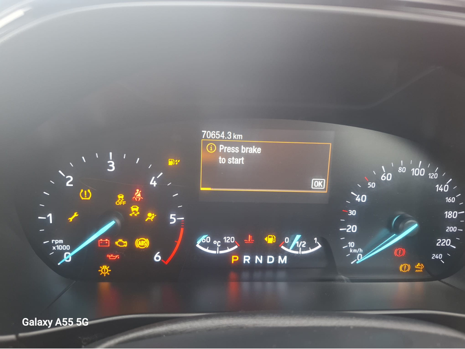 2021 Ford Focus, photo 4 of 9
