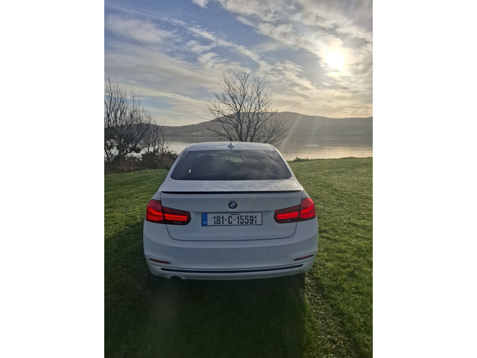 2018 BMW 3 Series, photo 4 of 11
