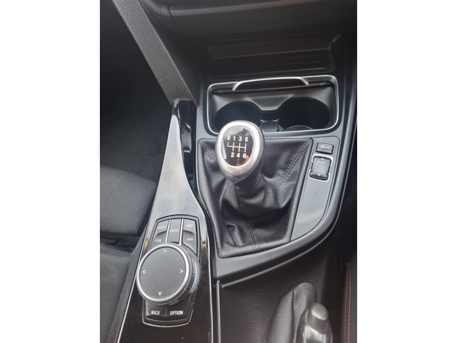 2018 BMW 3 Series, photo 6 of 11