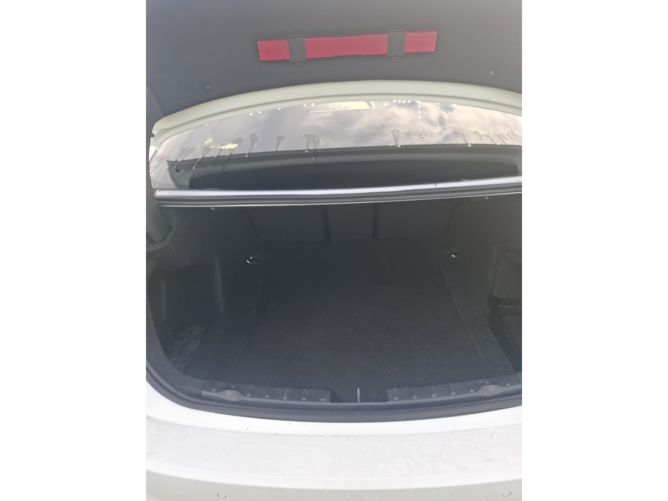 2018 BMW 3 Series, photo 10 of 11
